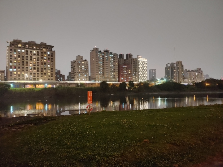 LG V40 vs V30+ 實拍比較