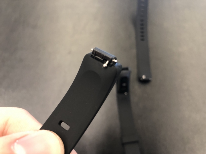 【開箱】Fitbit Inspire HR 時尚輕量手環 (內含開箱影片)