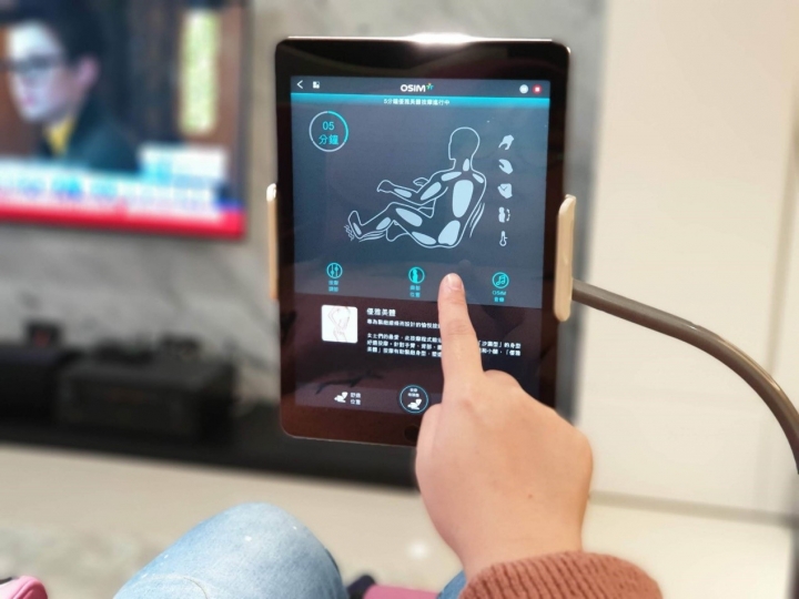 終於等到你~OSIM 4手天王按摩椅開箱心得