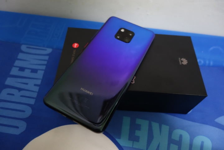 笨達豪仔 Huawei Mate 20 pro 不專業簡單開箱