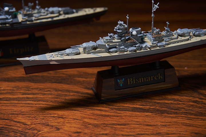 【艦船】鷹翔1:2000 俾斯麥、鐵必制 - 開箱.製作.完成集 ~~~~圖多~~~~