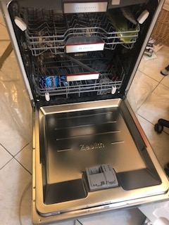 舊廚具改造 開箱文 Bosch SMS88TI01W 220V 沸石烘乾洗碗機 獨立型