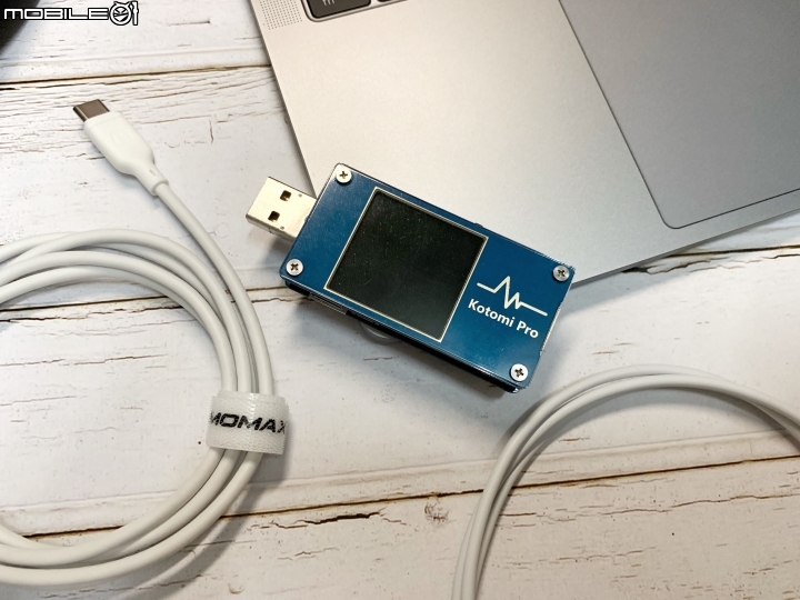 iPhone PD快充線開箱實測 - Momax Type-C to Lightning 充電線