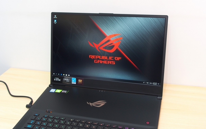 17 吋頂級王者 ASUS ROG 西風之神 Zephyrus S GX701