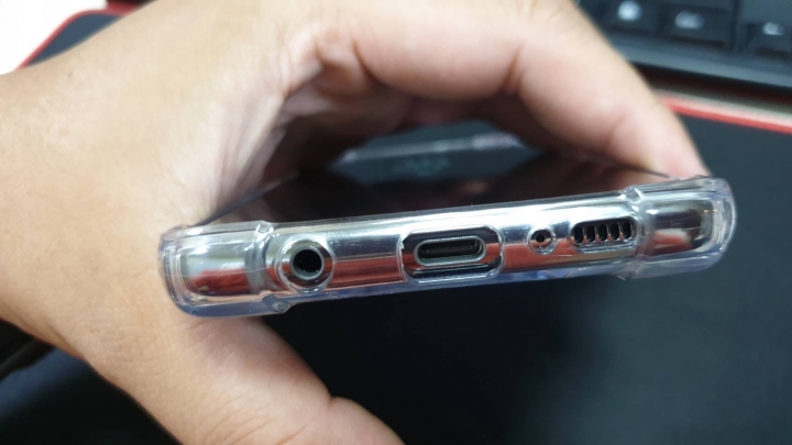 三星 Samsung GALAXY S10+ 絢光黑 全膠滿版玻璃貼 (Momo魔膜包膜館) 分享文