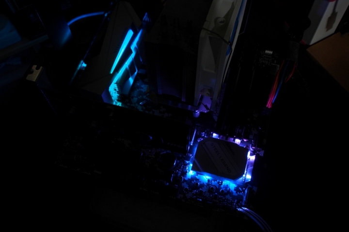 RGB 迷彩新風格 ASRock B450M Steel Legend 簡單開箱