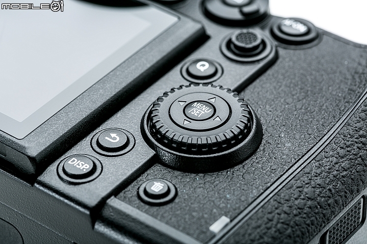 Panasonic Lumix S1R / S1 評測報告|霸氣外型與專業性能兼備,47.3MP 進軍高畫素戰場!