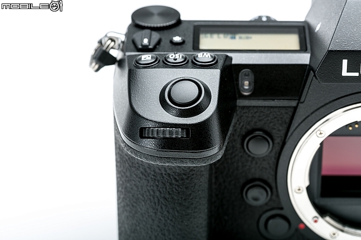 Panasonic Lumix S1R / S1 評測報告|霸氣外型與專業性能兼備,47.3MP 進軍高畫素戰場!