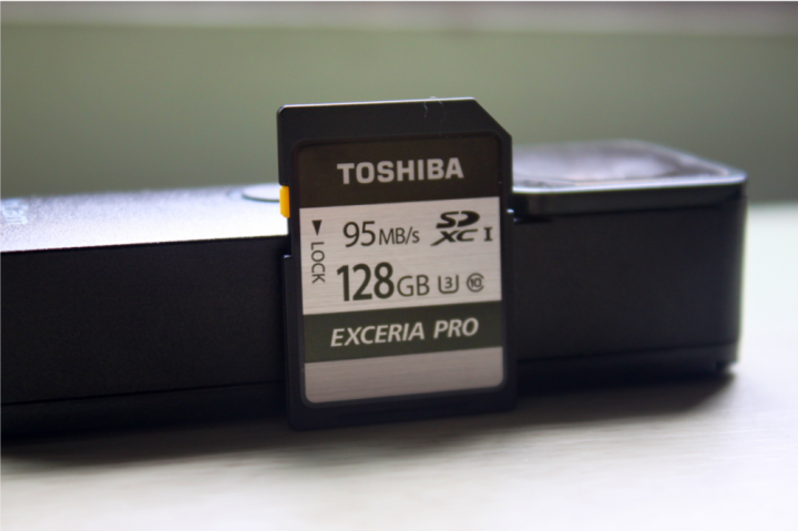 TOSHIBA SDXC U3 N401 & M303 記憶卡新手開箱體驗