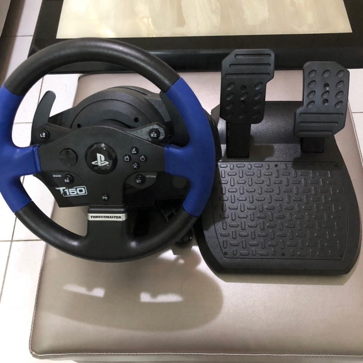 遲來的BenQ EX3203R開箱(附動力賽車方向盤)