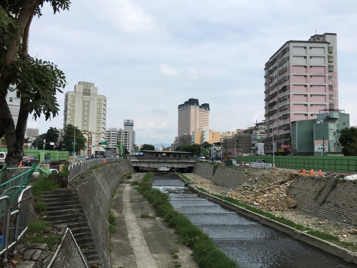 騎訪臺中民生路看盡城區前世今生