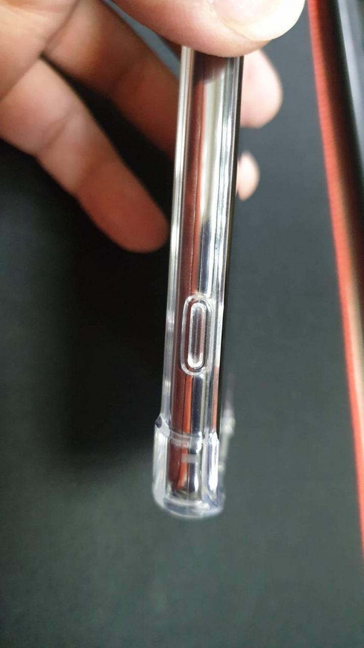 三星 Samsung GALAXY S10+ 絢光黑 全膠滿版玻璃貼 (Momo魔膜包膜館) 分享文