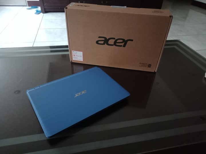 極致輕薄小筆電 Acer A111-31 簡易開箱與比較