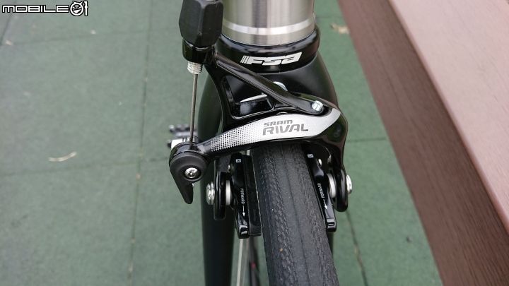 雲豹 Audax 鈦合金公路車開箱文