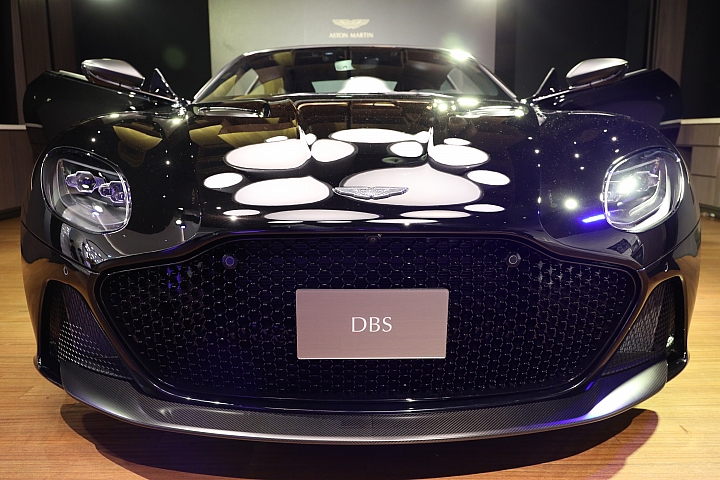 50 分之 1 限量成人玩具珍品! Aston Martin TAG 聯名限量版 DBS Superleggera 同場加映現身聞香記!