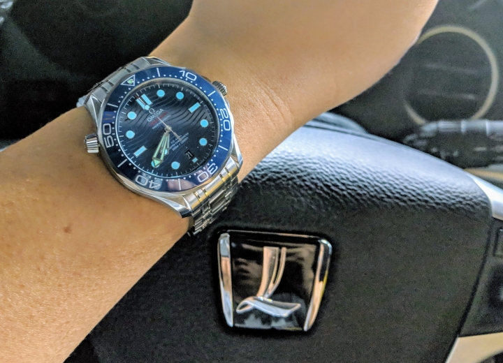 [開箱]:OMEGA Seamaster 蔚藍海馬-潛水300米