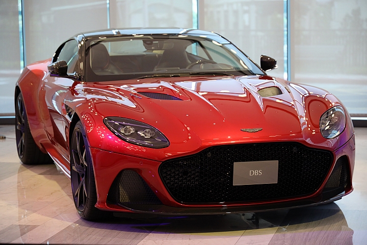 50 分之 1 限量成人玩具珍品！ Aston Martin TAG 聯名限量版 DBS Superleggera 同場加映現身聞香記！