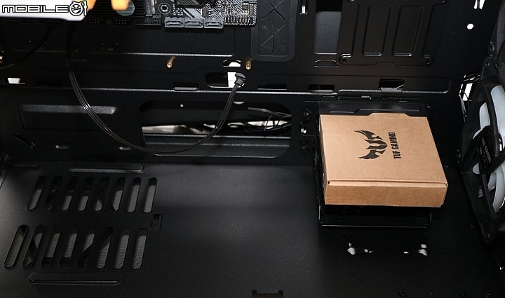 [開箱] 軍武硬派風 ASUS TUF Gaming GT501 重裝中塔機殼