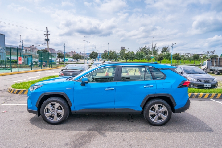 RAV4五代實際賞車試乘~
