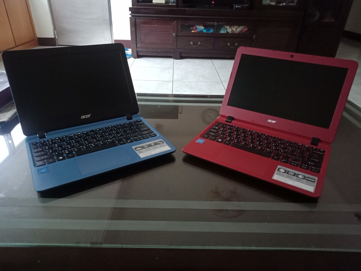 極致輕薄小筆電 Acer A111-31 簡易開箱與比較