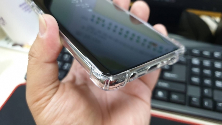 三星 Samsung GALAXY S10+ 絢光黑 全膠滿版玻璃貼 (Momo魔膜包膜館) 分享文