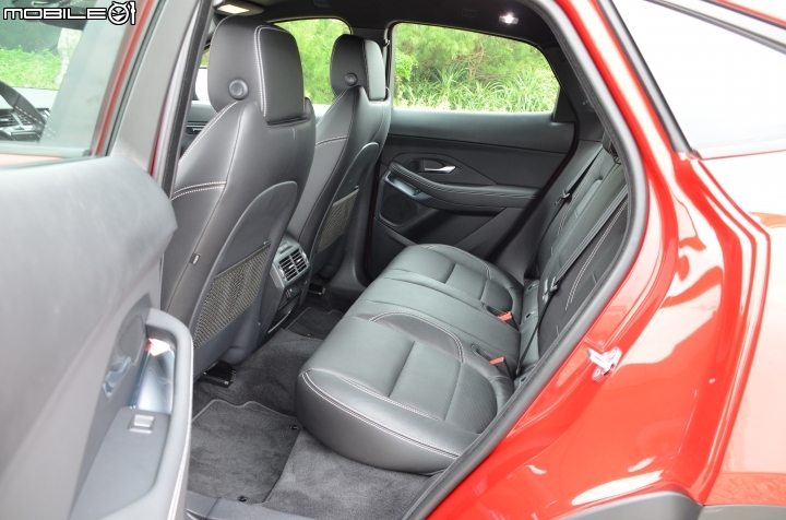 Jaguar E-PACE P250 R-Dynamic S試駕,獨具品味的優雅跑格休旅