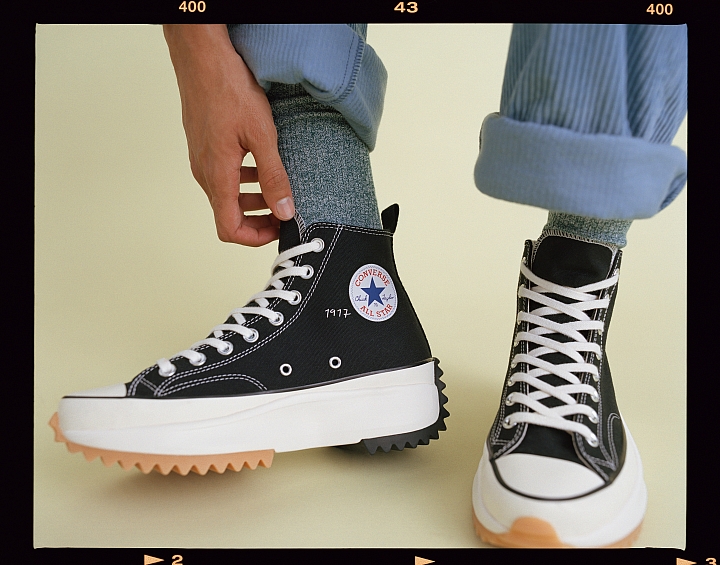 近日開售!CONVERSE X JW Anderson再推全新聯名系列 近日開售!CONVERSE X JW Anderson再推全新聯名系列