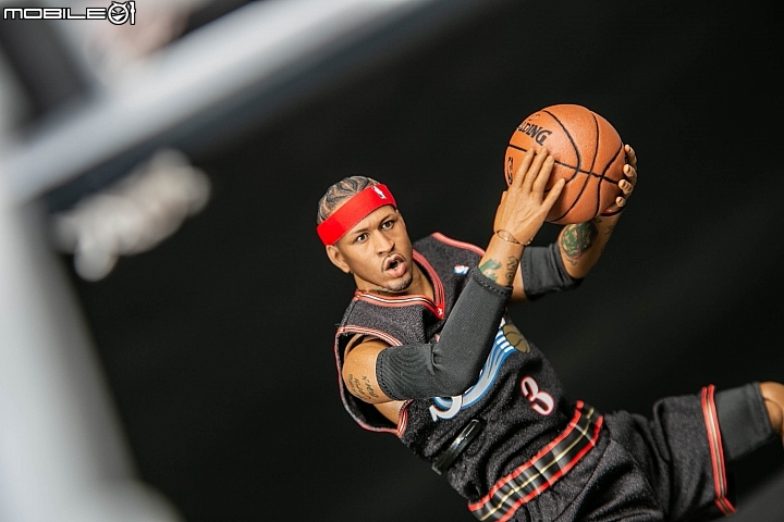 NBA戰神開箱 ENTERBAY Allen Iverson 1/6公仔開箱分享