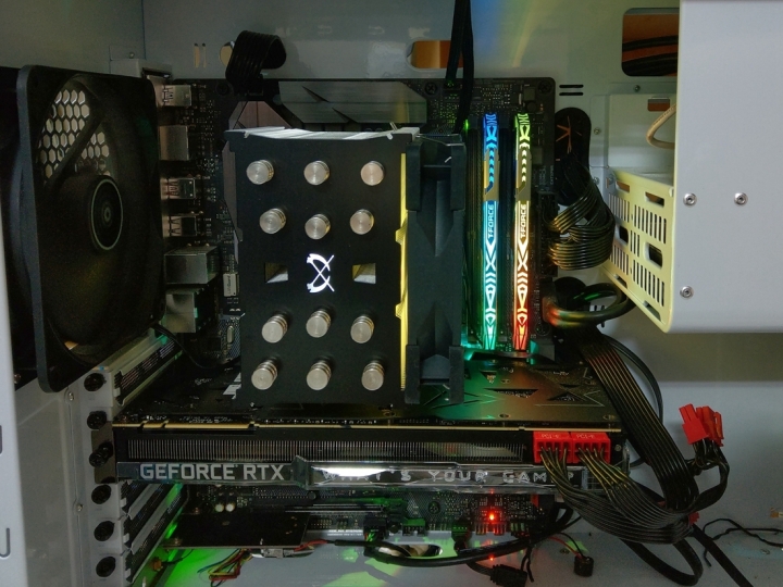 AMD Ryzen超頻使用的最佳散熱解決方案,Scythe鐮刀無限五RGB黑化版 開箱測試分享