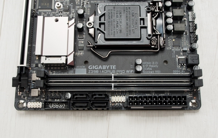 水冷小鋼炮 Gigabyte Z390 I AORUS PRO WIFI 組裝開箱