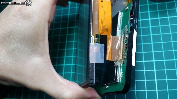 Garmin nuvi 255w 電池更換DIY,觸控螢幕失效故障排除