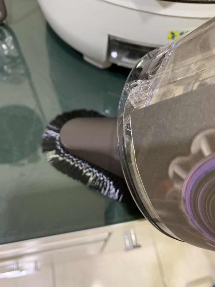 《Dyson V11™無線吸塵器》試用心得【Dyson讓我改變清潔習慣,效率大幅提升,徹底翻轉我的居家生活!】