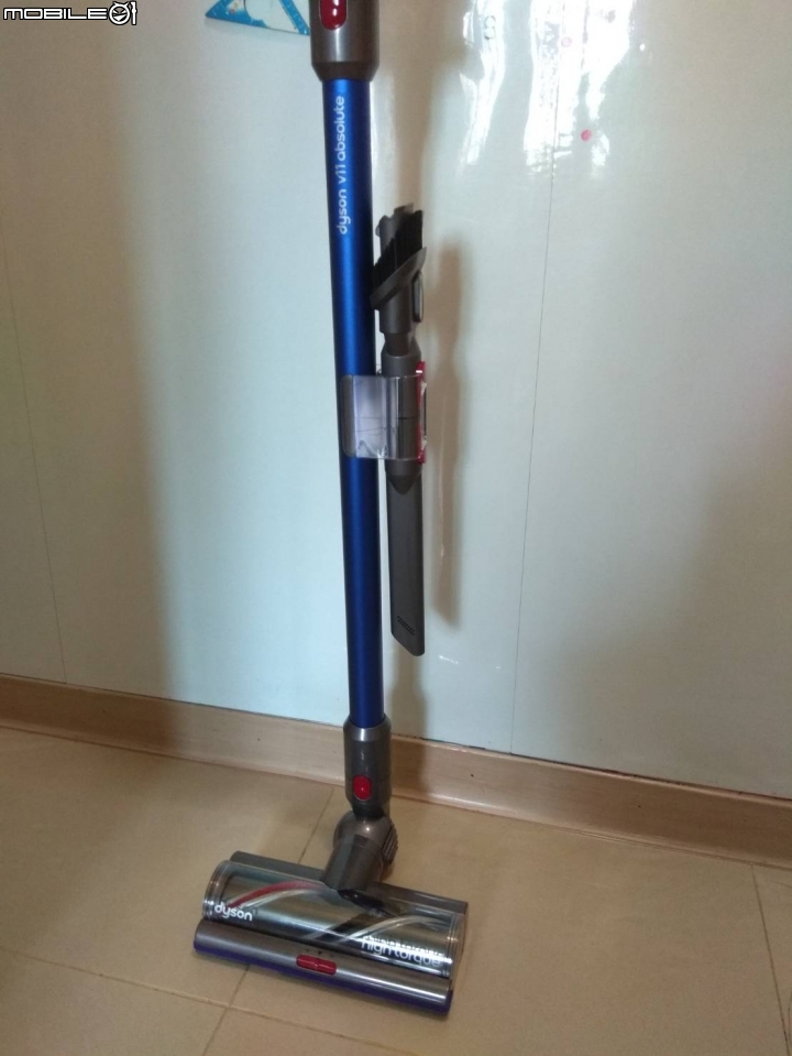 《Dyson V11™無線吸塵器》試用心得(總算打完了)