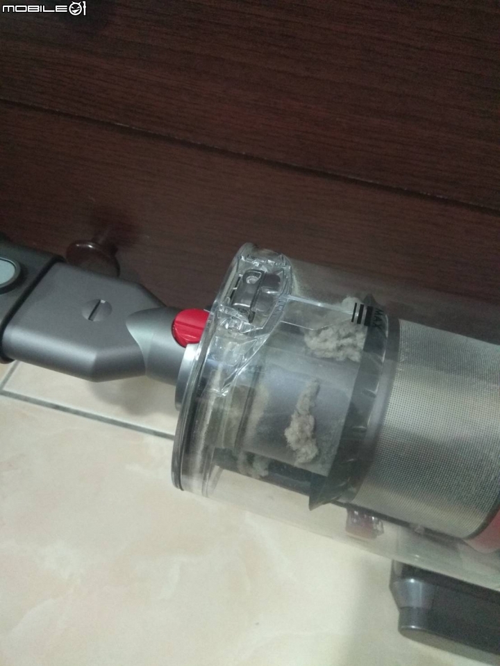 《Dyson V11™無線吸塵器》試用心得(總算打完了)