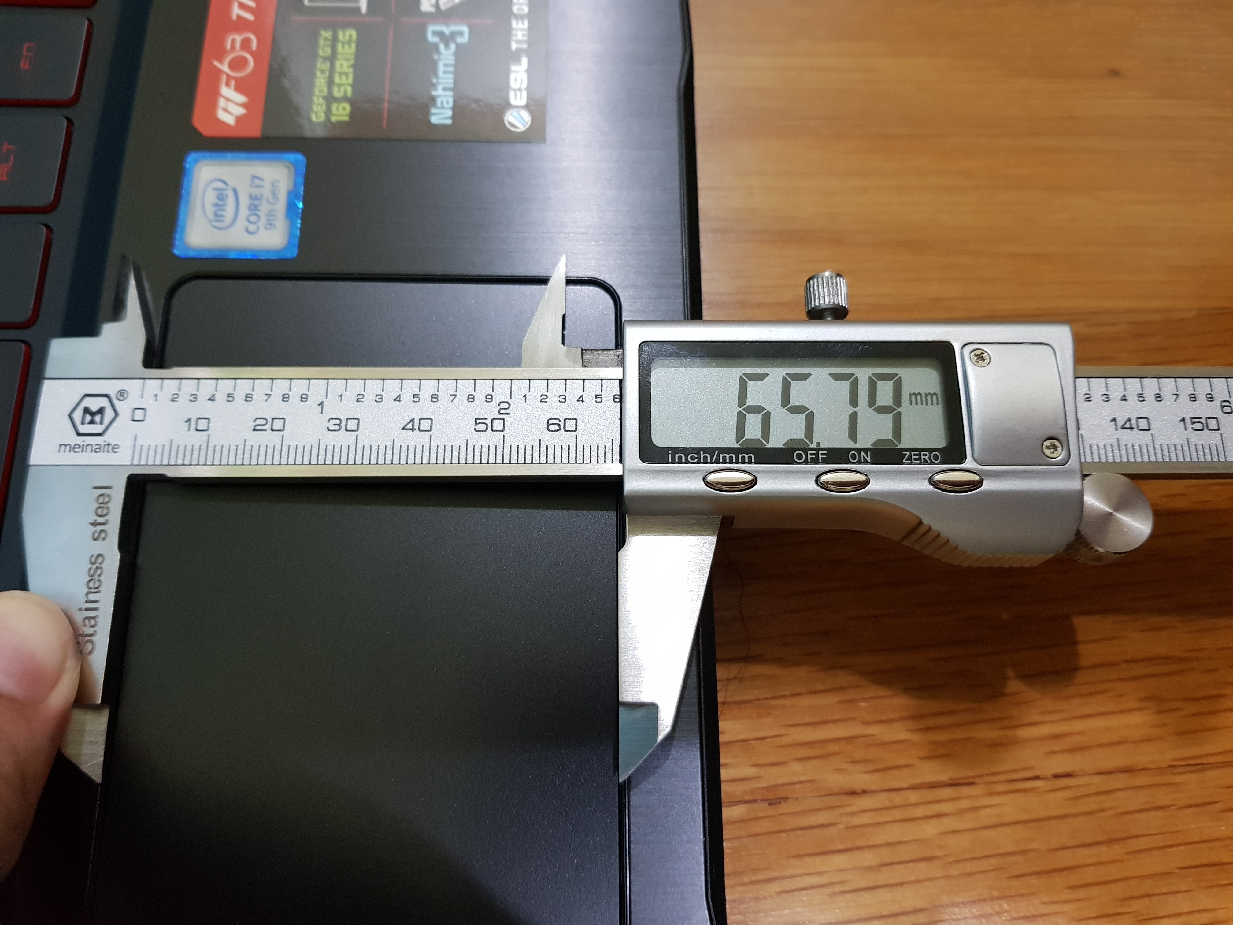 【小宅開箱】MSI GF63 9SC "第九代"CPU降臨,臣服於我腳下,價格唯我獨尊