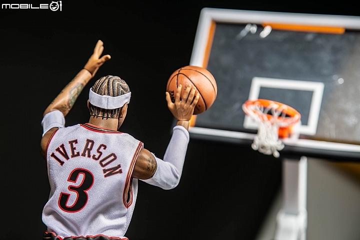 NBA戰神開箱 ENTERBAY Allen Iverson 1/6公仔開箱分享