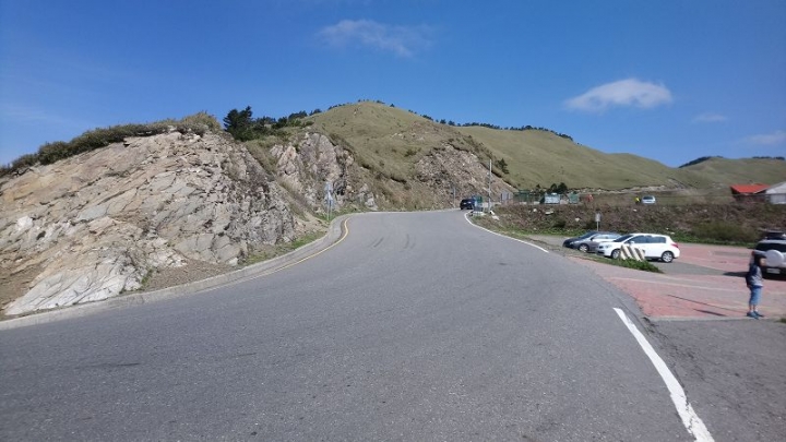 花蓮四天悠悠哉哉親子之旅Day1行程~合歡山公路,快閃七星潭、太平洋公園北濱海灘