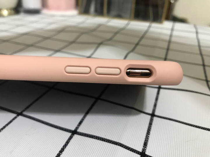 iPhone XS MAX十款保護殼評比 詳細心得