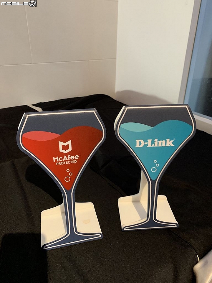 D-LINK-33 友訊 + McAfee 打造高規防禦Mesh上網路由環境體驗會分享
