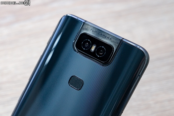 華碩ZenFone 6揭曉:旗艦混搭中階好料、驚喜處在翻轉雙鏡