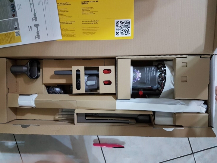 《Dyson V11™無線吸塵器》試用心得【Dyson讓我改變清潔習慣,效率大幅提升,徹底翻轉我的居家生活!】