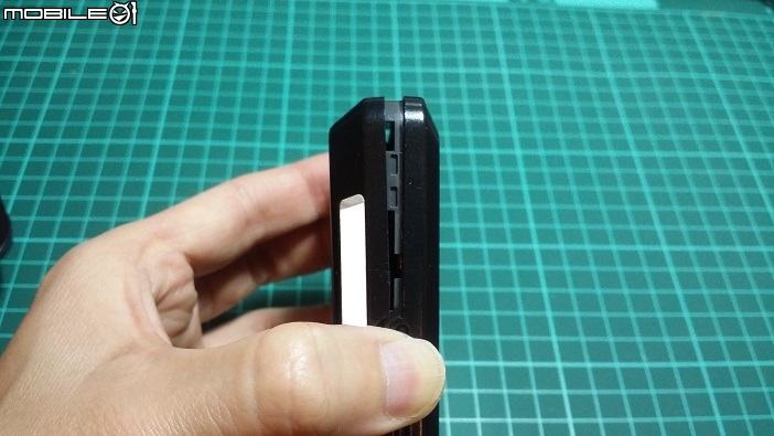 Garmin nuvi 255w 電池更換DIY,觸控螢幕失效故障排除