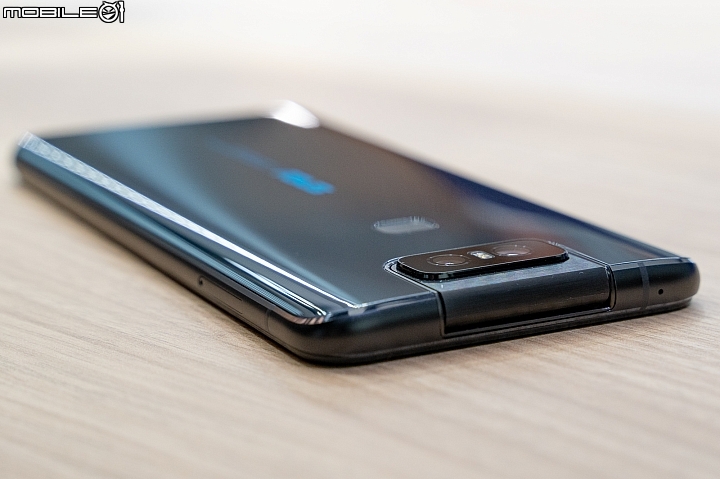 華碩ZenFone 6揭曉:旗艦混搭中階好料、驚喜處在翻轉雙鏡