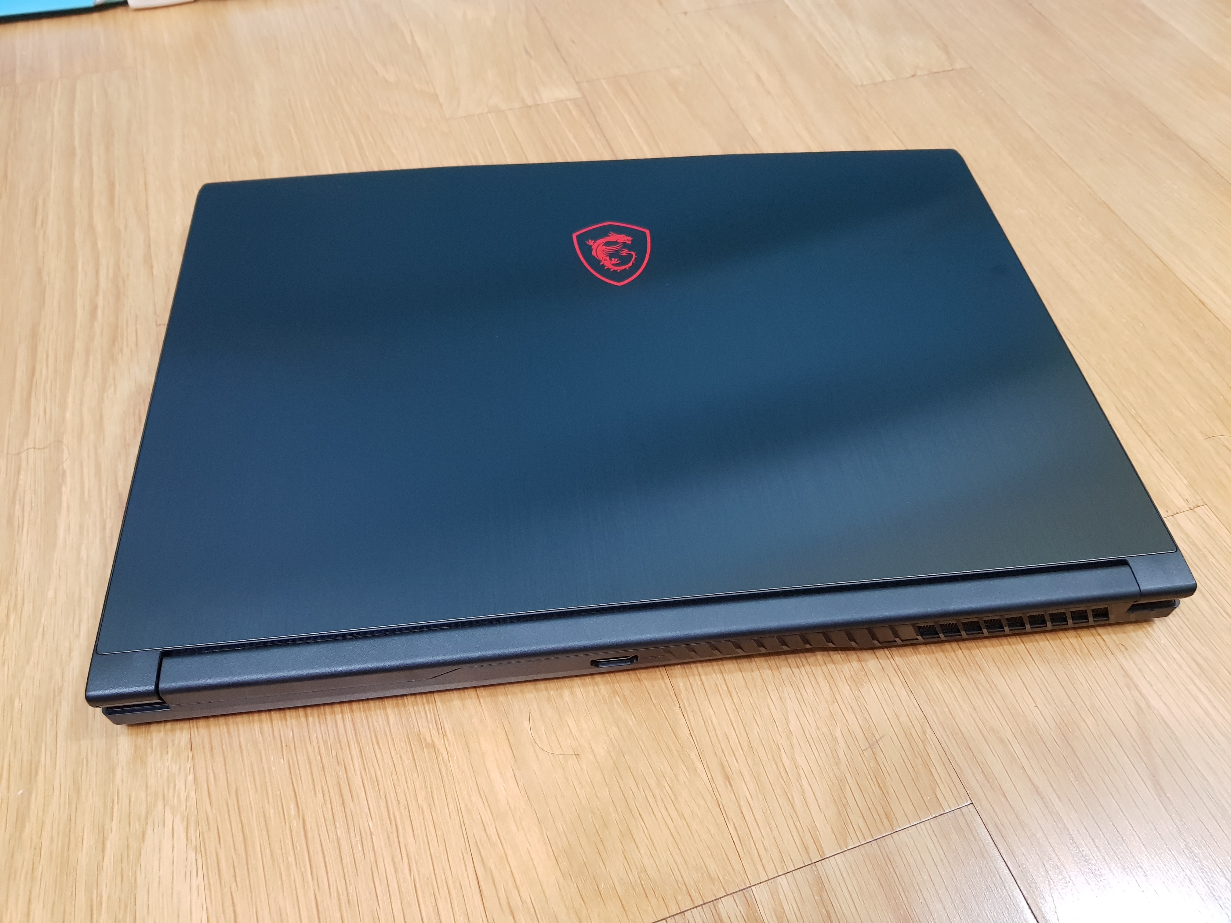 【小宅開箱】MSI GF63 9SC "第九代"CPU降臨,臣服於我腳下,價格唯我獨尊
