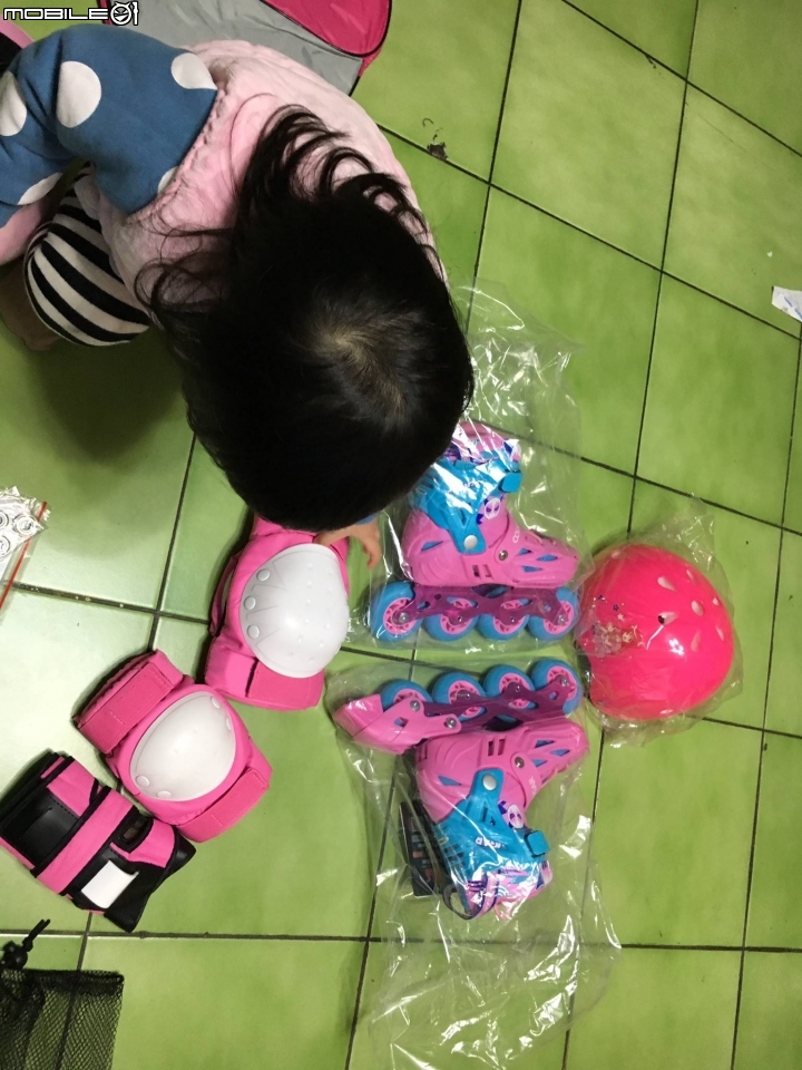 金牌姪女的生日開箱(圖多,還有路人甲)