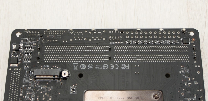 水冷小鋼炮 Gigabyte Z390 I AORUS PRO WIFI 組裝開箱