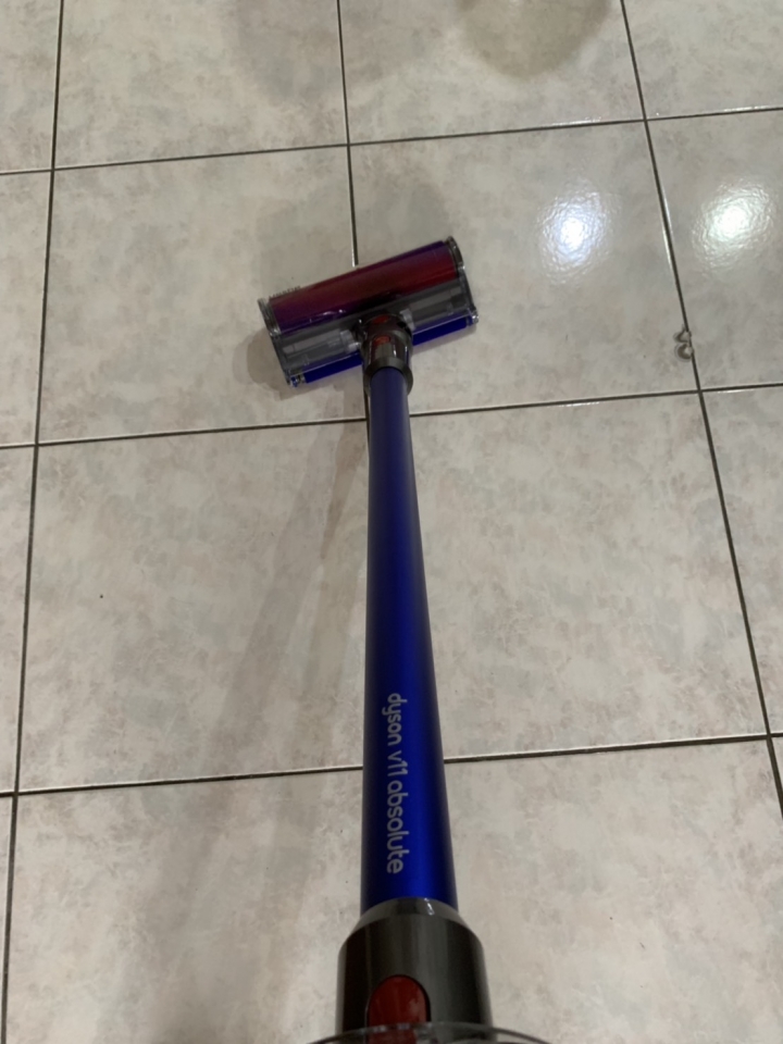《Dyson V11™無線吸塵器》試用心得【Dyson讓我改變清潔習慣,效率大幅提升,徹底翻轉我的居家生活!】