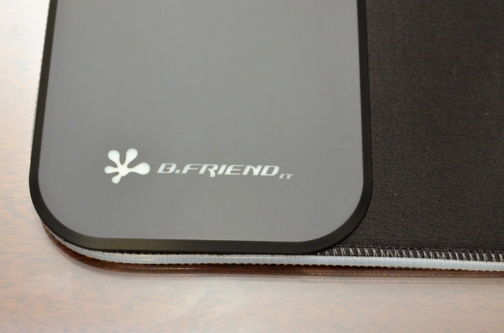 《 B.FRIEND MP20 手機無線充電RGB電競滑鼠墊 》燃燒吧!小宇宙~