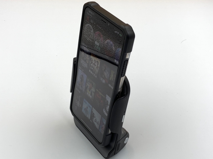 很有邏輯的拍攝兵器 - Adonit PhotoGrip Qi 無線充電藍牙攝影握把