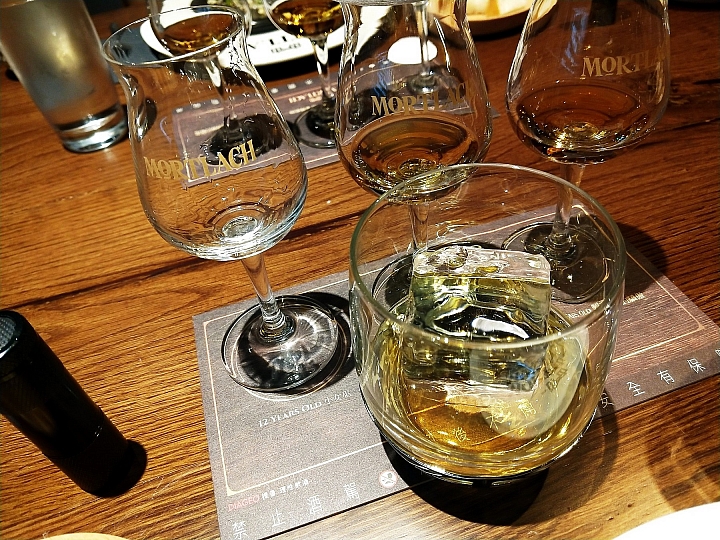 《驚豔獨創》Mortlach慕赫2.81品酩心得分享《舉世淬煉》